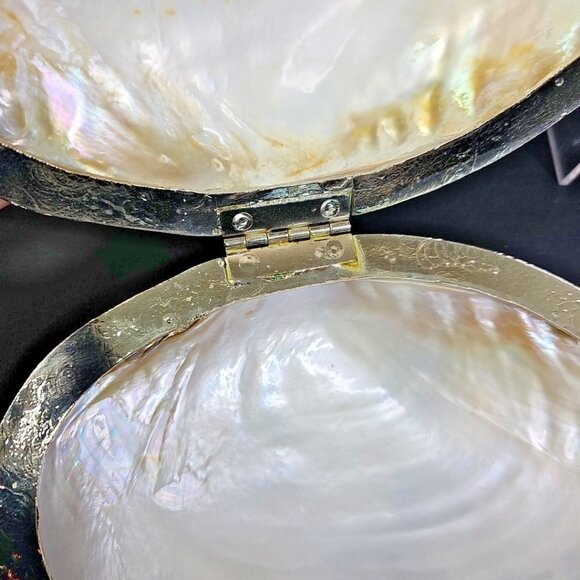 9 Inch Large Mother Of Pearl Trinket Or Jewelry Box WOW! Stunning And Gorgeous - Picture 3 of 16